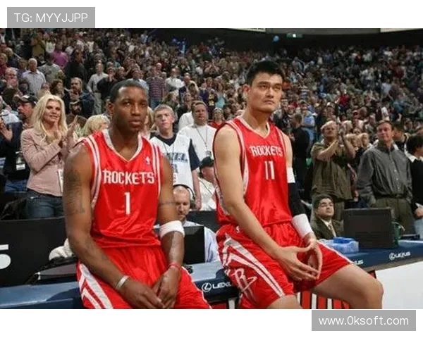 米奇谈文班祖母离世人生无暂停赛场亦需温暖支持篮球同行团结力量赛季前行